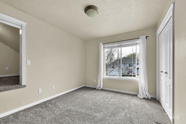 10996 W Southerland St, Boise, ID 83709