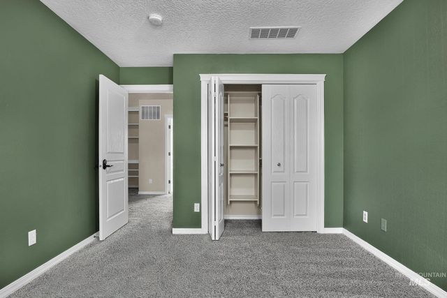 10996 W Southerland St, Boise, ID 83709