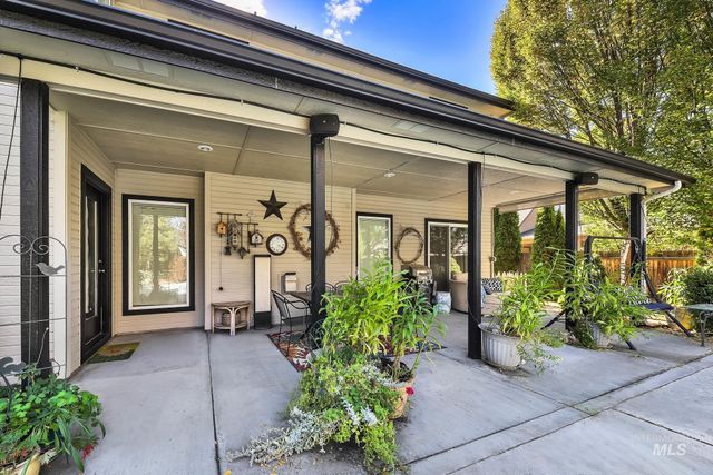 10996 W Southerland St, Boise, ID 83709