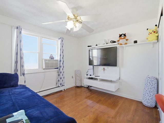 39 Swan Ave, Methuen, MA 01844