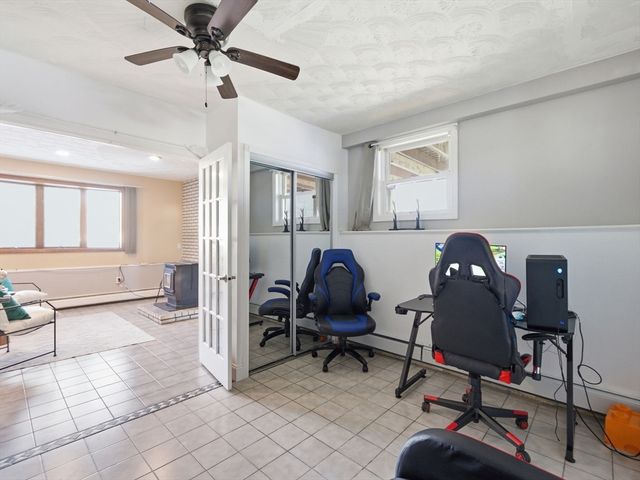 39 Swan Ave, Methuen, MA 01844