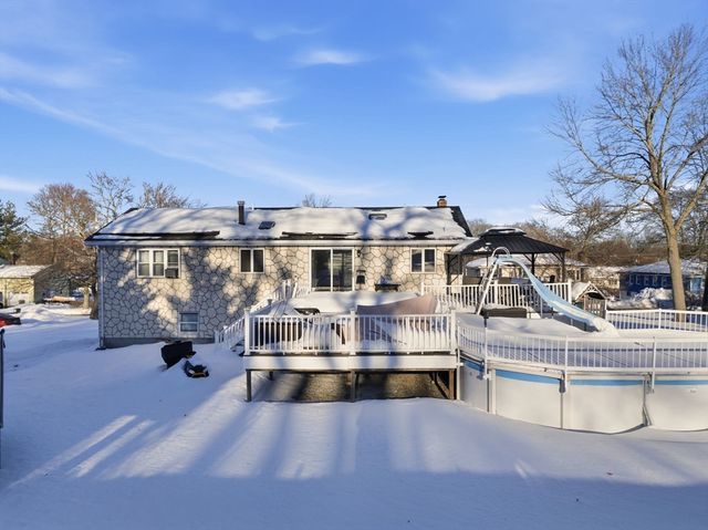 39 Swan Ave, Methuen, MA 01844