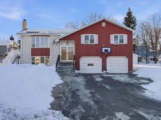 39 Swan Ave, Methuen, MA 01844