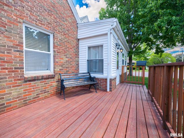 1013 ILLINOIS Street, Pekin, IL 61554