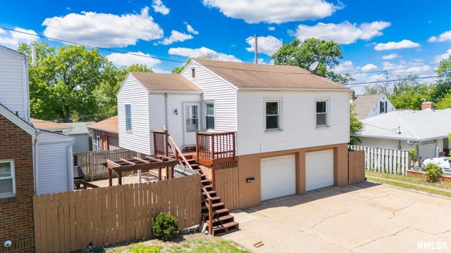 1013 ILLINOIS Street, Pekin, IL 61554