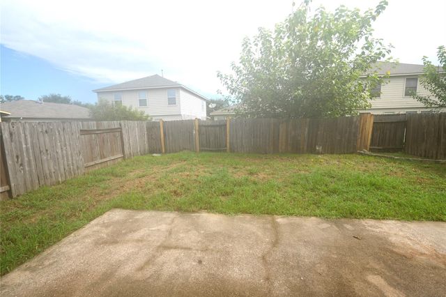 2838 Packard Elm St, Houston, TX 77038