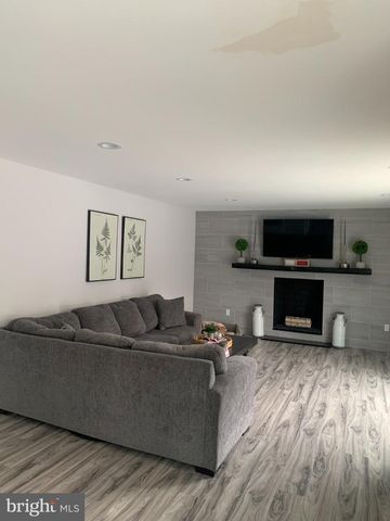 80 CRANFORD RD, Blackwood, NJ 08012