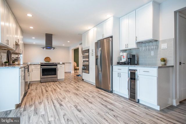 80 CRANFORD RD, Blackwood, NJ 08012