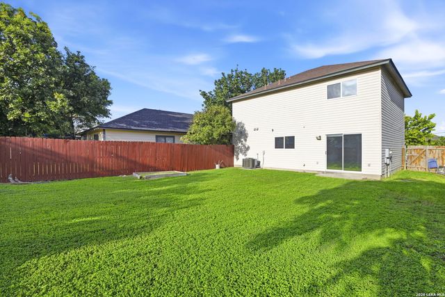 7839 Cortland Oak, San Antonio, TX 78254