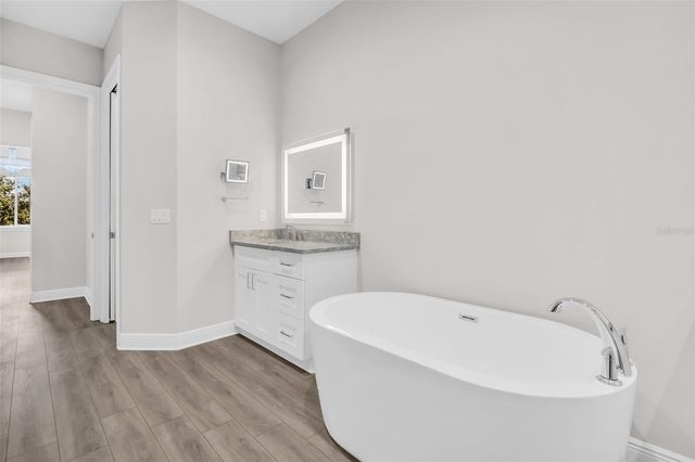 11 FRANKLIN COURT S C, St Petersburg, FL 33711