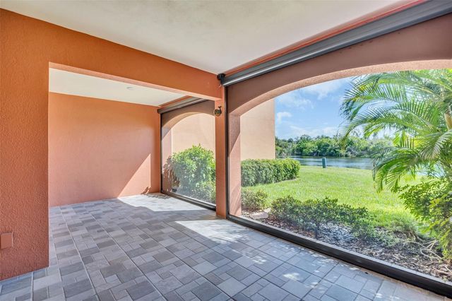 11 FRANKLIN COURT S C, St Petersburg, FL 33711