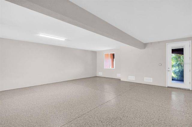 11 FRANKLIN COURT S C, St Petersburg, FL 33711