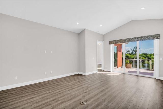 11 FRANKLIN COURT S C, St Petersburg, FL 33711