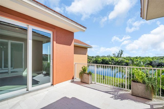 11 FRANKLIN COURT S C, St Petersburg, FL 33711