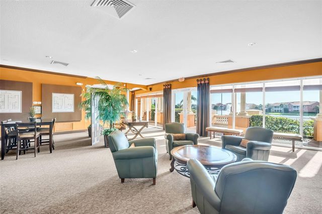 11 FRANKLIN COURT S C, St Petersburg, FL 33711