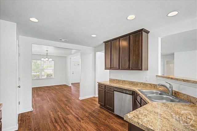 17 Amber Drive, Port Wentworth, GA 31407