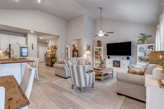 9101 Cacti Court, Fort Worth, TX 76036