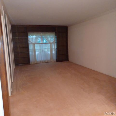 12053 Lake Placid Drive, Unincorporated, MO 63146