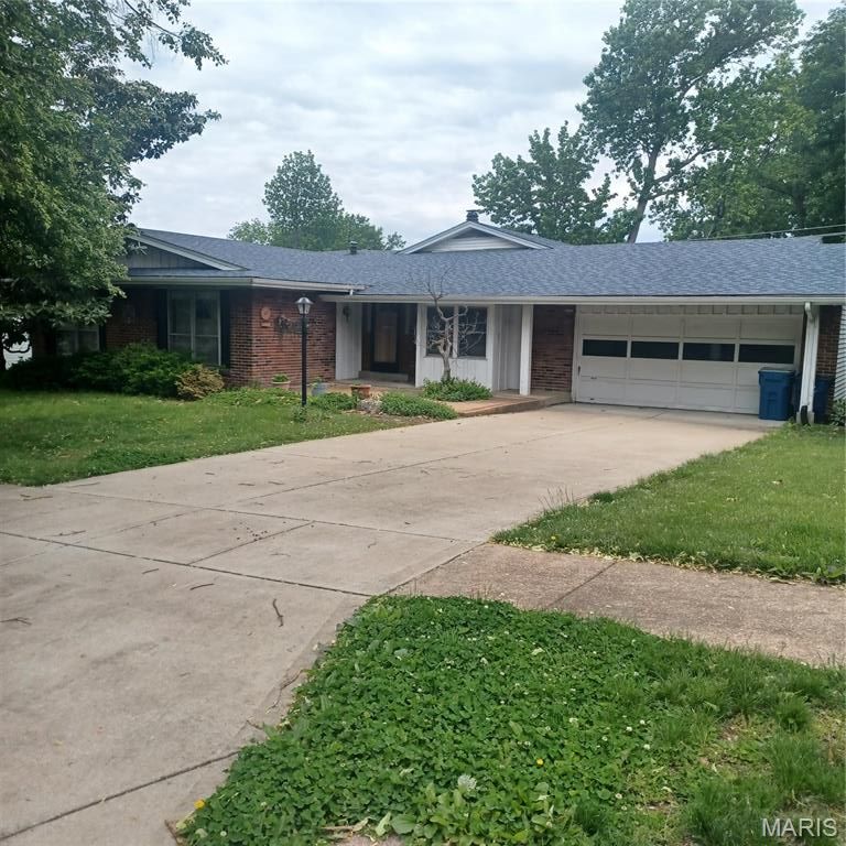 12053 Lake Placid Drive, Unincorporated, MO 63146