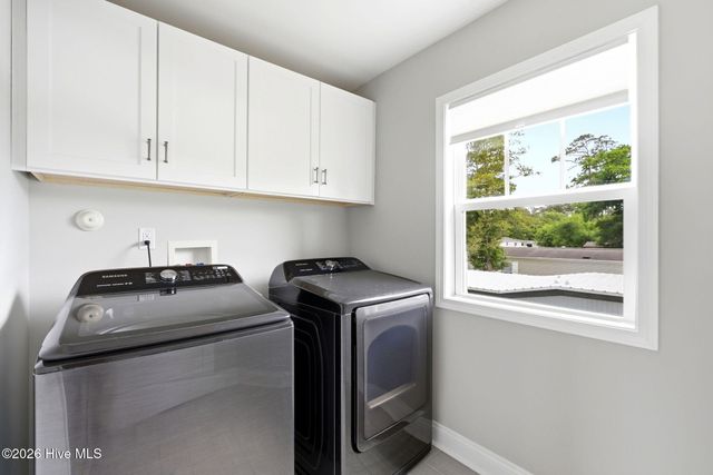 218 NE 76th Street, Oak Island, NC 28465
