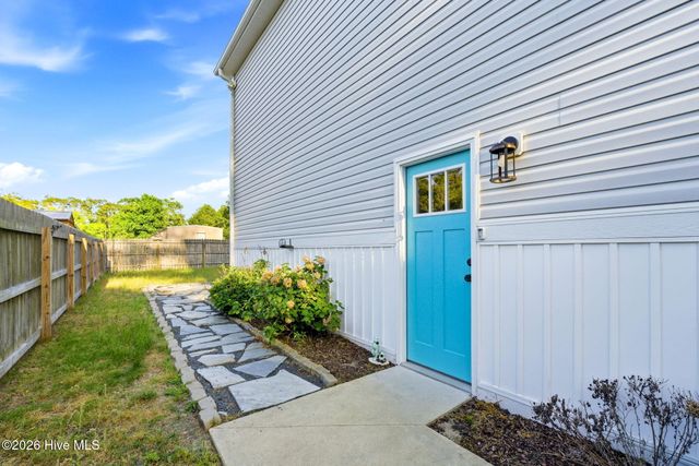 218 NE 76th Street, Oak Island, NC 28465