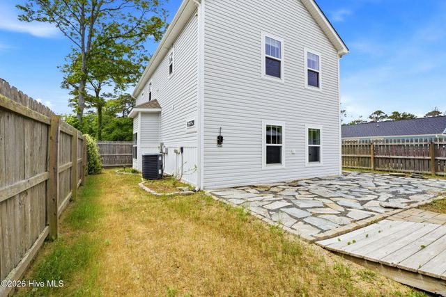 218 NE 76th Street, Oak Island, NC 28465