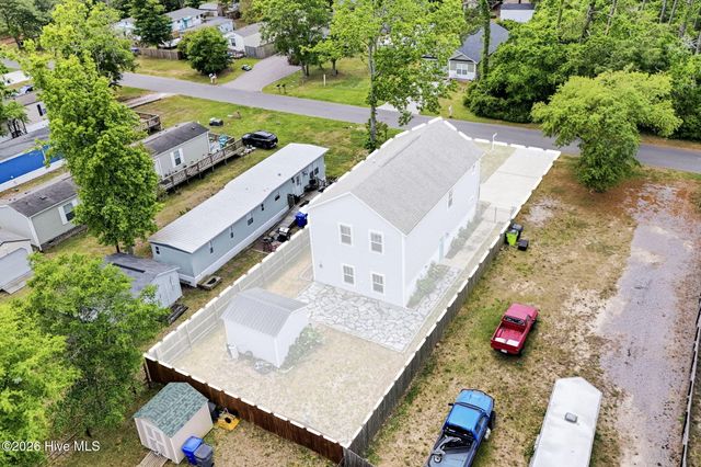 218 NE 76th Street, Oak Island, NC 28465