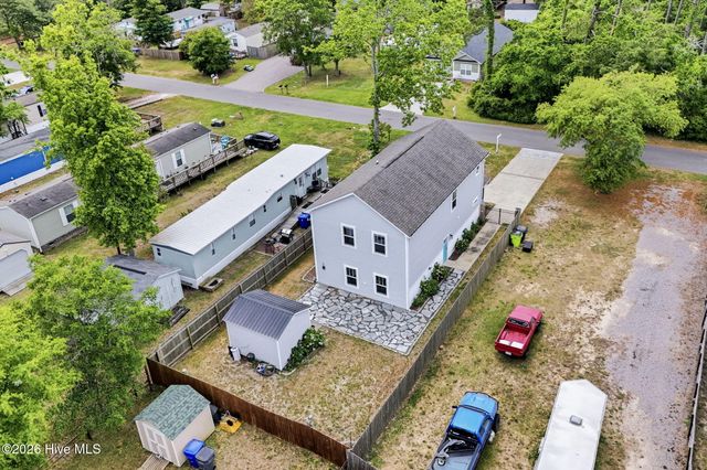 218 NE 76th Street, Oak Island, NC 28465