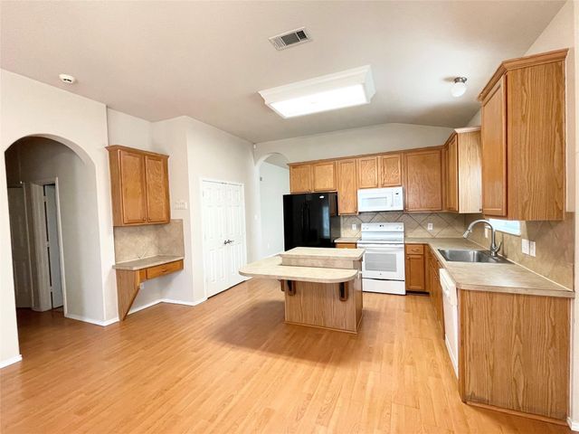 1218 Cedar Branch Drive, Wylie, TX 75098