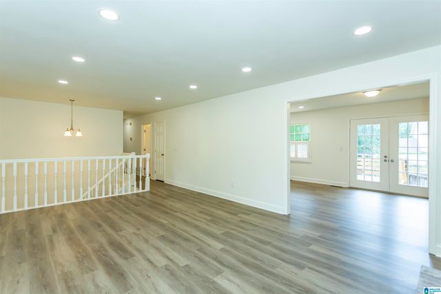 641 OLDE TOWNE LANE, Alabaster, AL 35007
