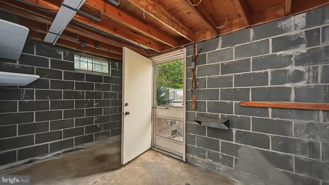 73 WINFIELD RD, Sicklerville, NJ 08081