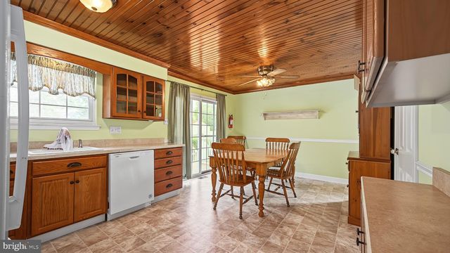 73 WINFIELD RD, Sicklerville, NJ 08081