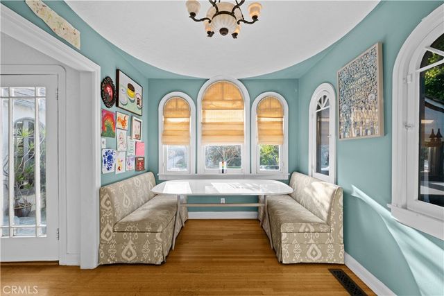 1630 Warnall, Los Angeles, CA 90024