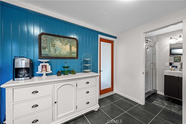 1630 Warnall, Los Angeles, CA 90024