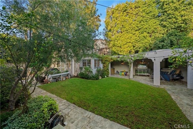 1630 Warnall, Los Angeles, CA 90024