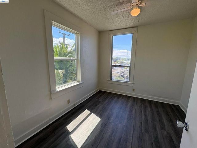 542 Grant St, Vallejo, CA 94590