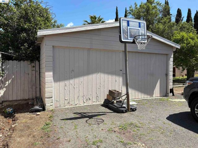 542 Grant St, Vallejo, CA 94590