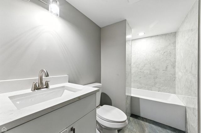 4351 S King Drive G, Chicago, IL 60653