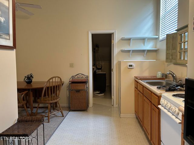 160 Lincoln Drive, Harrogate, TN 37752