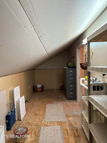 160 Lincoln Drive, Harrogate, TN 37752