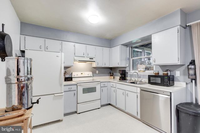918 CENTURY ST, Hampstead, MD 21074