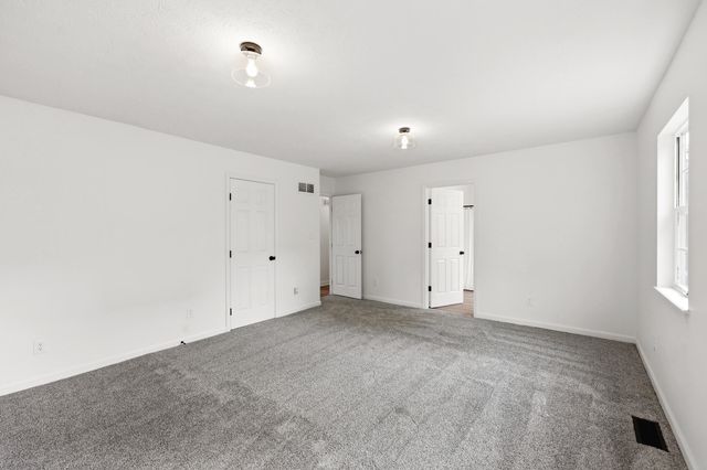 512 Stone Creek Drive, Lexington, KY 40503