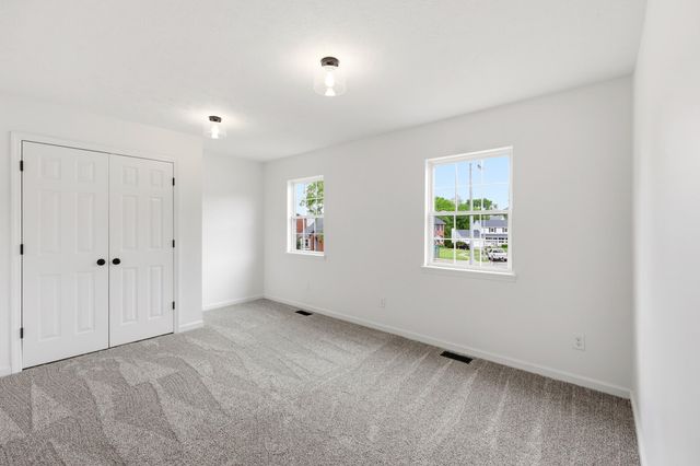 512 Stone Creek Drive, Lexington, KY 40503