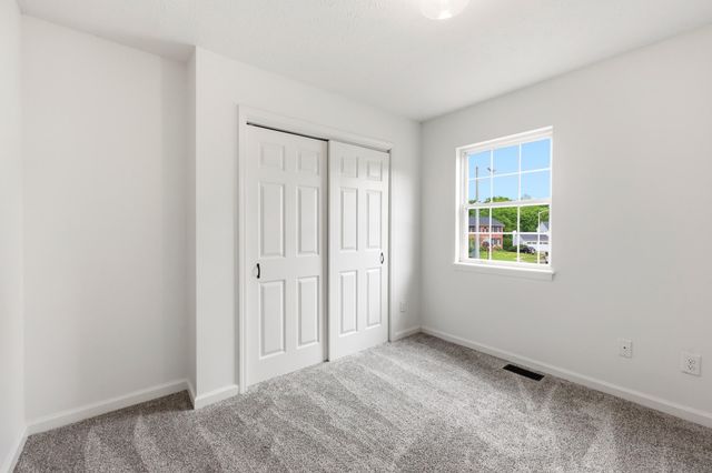 512 Stone Creek Drive, Lexington, KY 40503