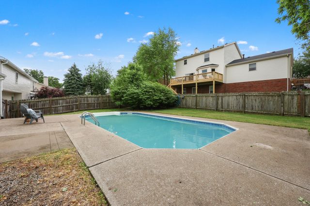 512 Stone Creek Drive, Lexington, KY 40503