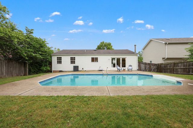 512 Stone Creek Drive, Lexington, KY 40503