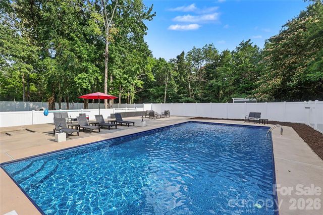 227 Dileen Drive, Concord, NC 28025