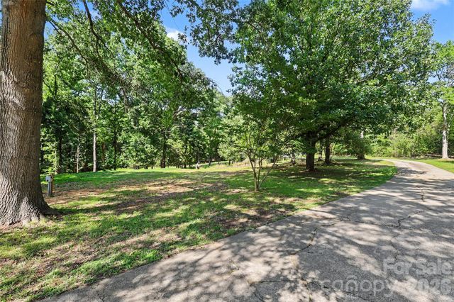 227 Dileen Drive, Concord, NC 28025