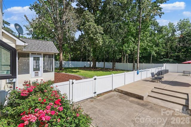 227 Dileen Drive, Concord, NC 28025