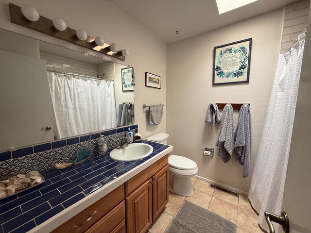 2107 Calle Tecolote, Santa Fe, NM 87505